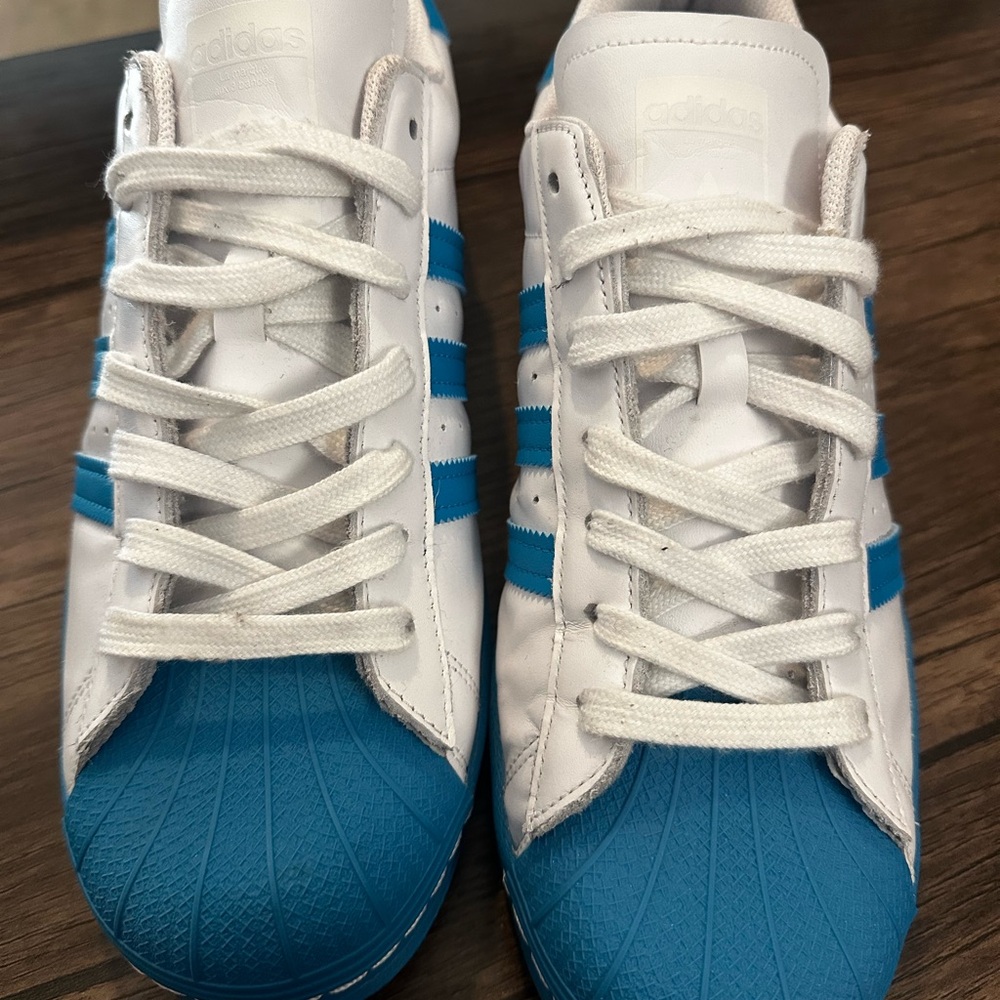Adidas White and Teal Sneakers